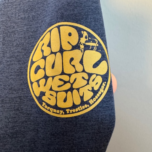 Rip Curl Womens Long Sleeve Rash Guard UPF 50+ Sun Protection Shirt Size S Navy - Picture 2 of 9